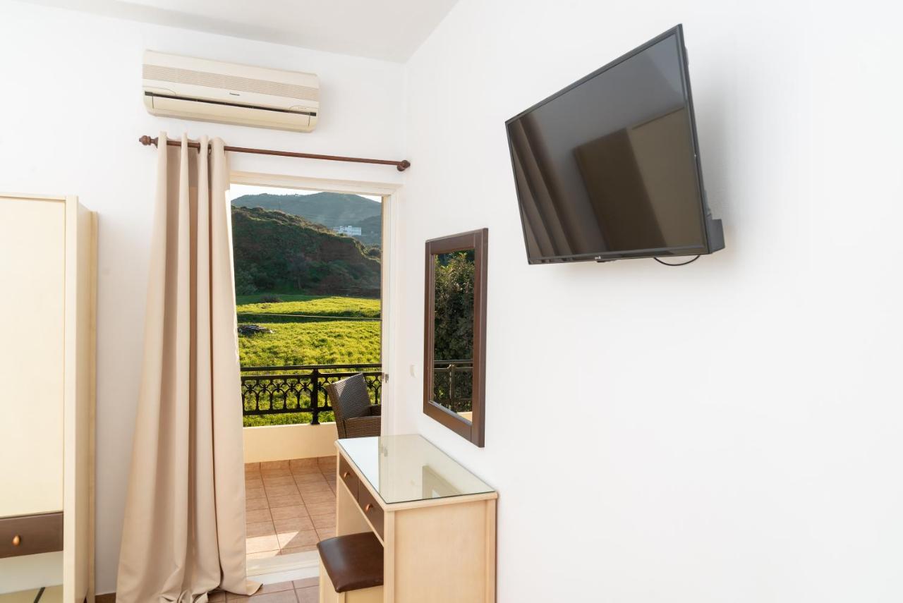 Bluewind Apartments - Near The Sea كيساموس المظهر الخارجي الصورة
